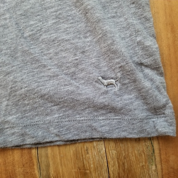 PINK Victoria's Secret Floral Pocket Tee Xs - Picture 3 of 4